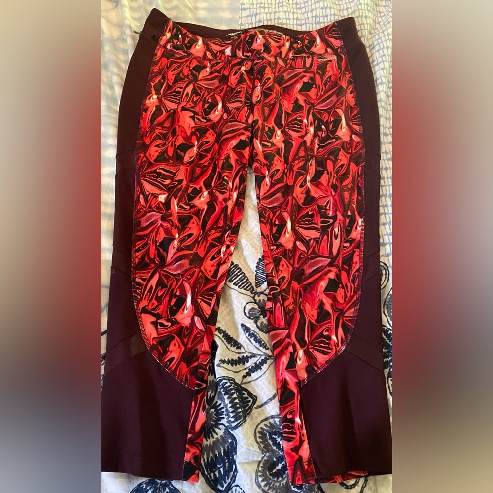 Avia capri leggings size Large